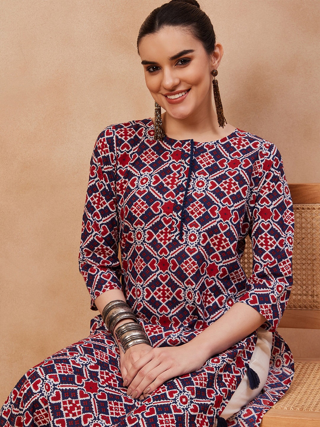 

Anouk Navy Blue Ethnic Motifs Printed Pure Cotton Straight Kurta