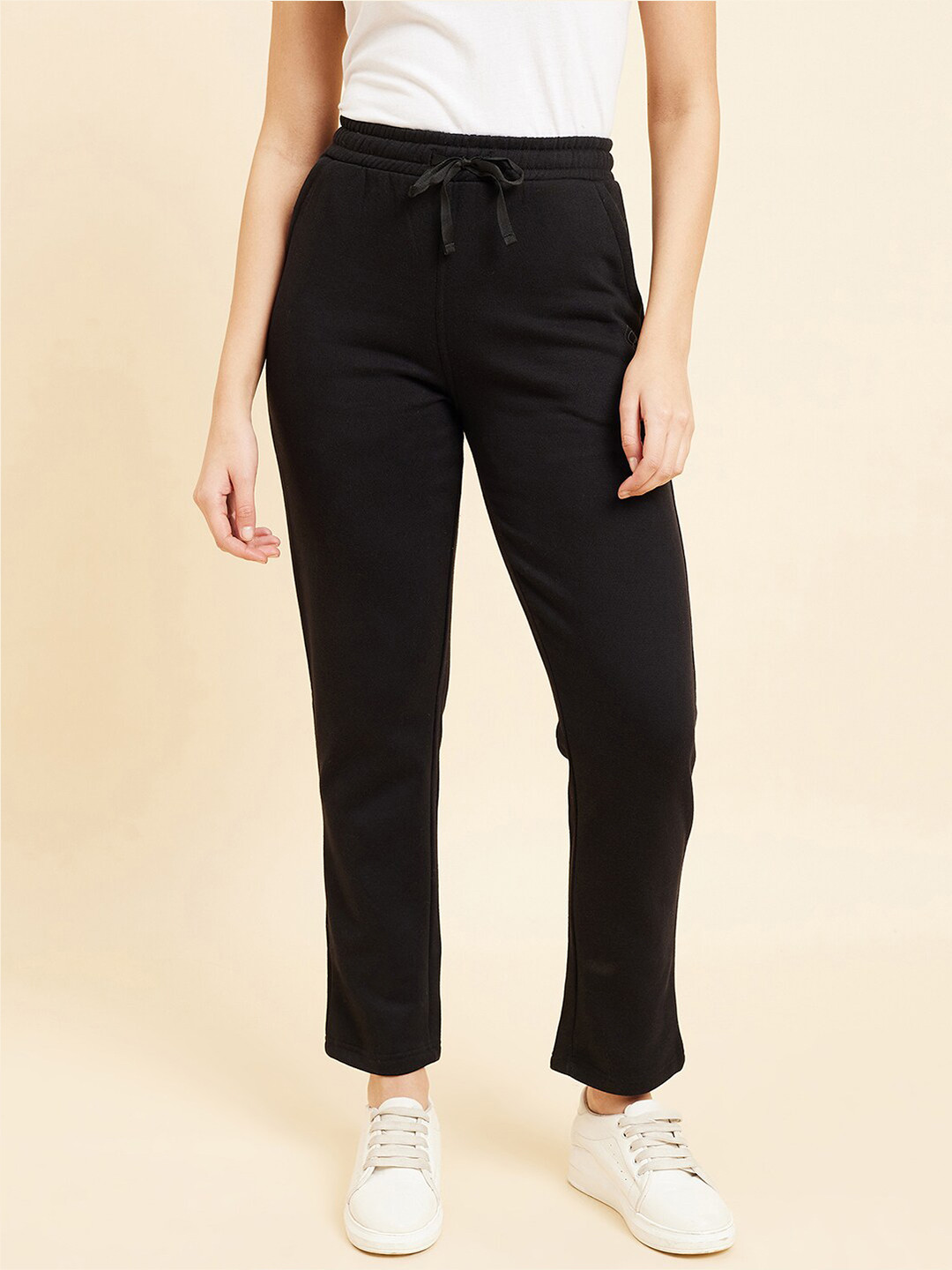 

Sweet Dreams Women Black Mid-Rise Fleece Track Pants