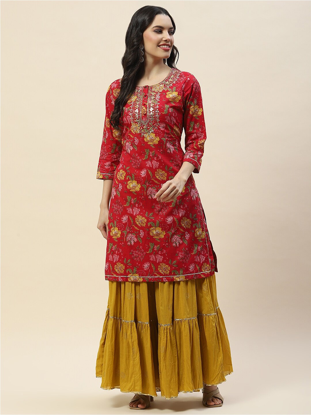 

Meena Bazaar Floral Printed Regular Gotta Patti Kurta With Sharara, Red