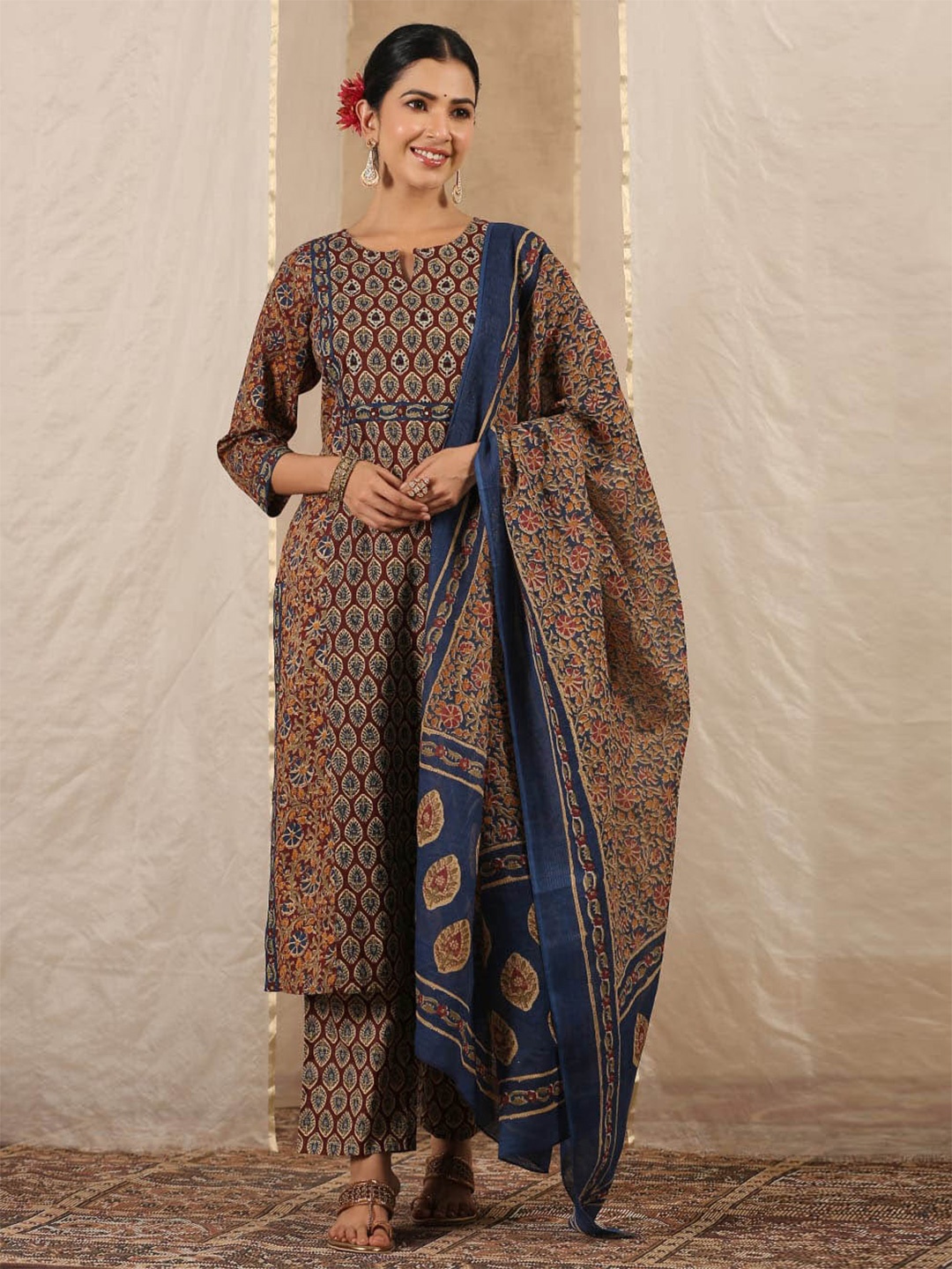 

Meena Bazaar Floral Printed Regular Cotton Kurta with Trousers & Dupatta, Navy blue