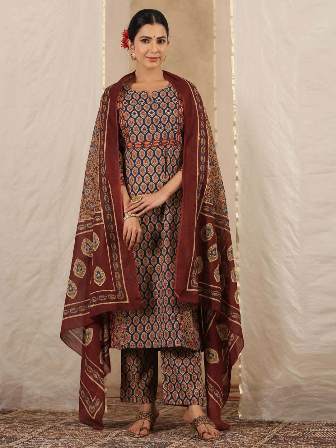 

Meena Bazaar Ethnic Motifs Printed Regular Kurta With Trousers & Dupatta, Maroon