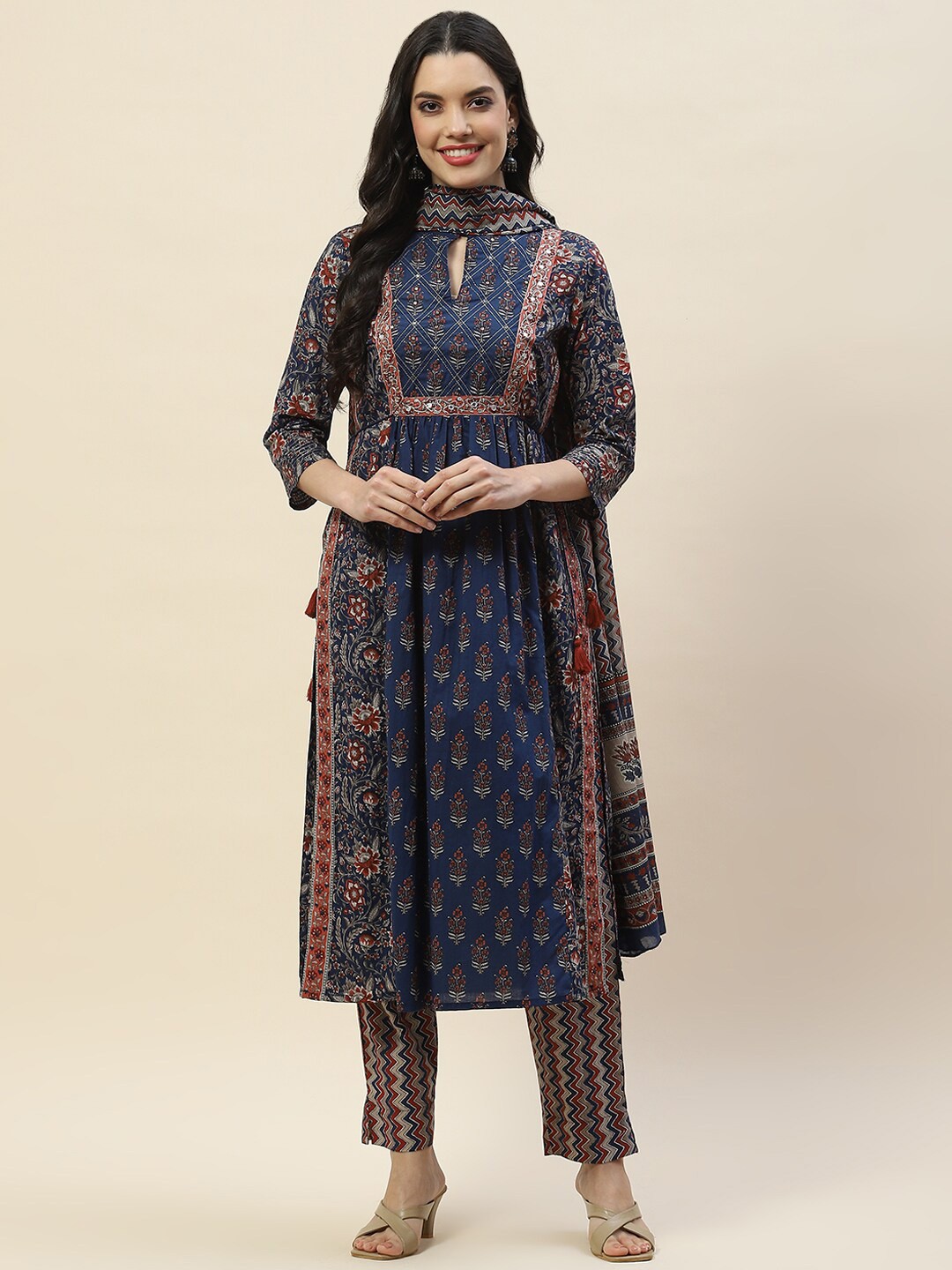 

Meena Bazaar Floral Printed Regular Kurta with Trousers & Dupatta, Navy blue