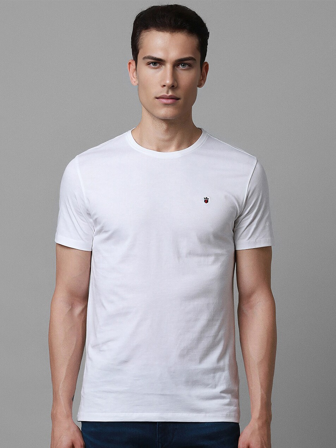 

Louis Philippe Jeans Crew Neck Short Sleeves Slim Fit Cotton T-shirt, White