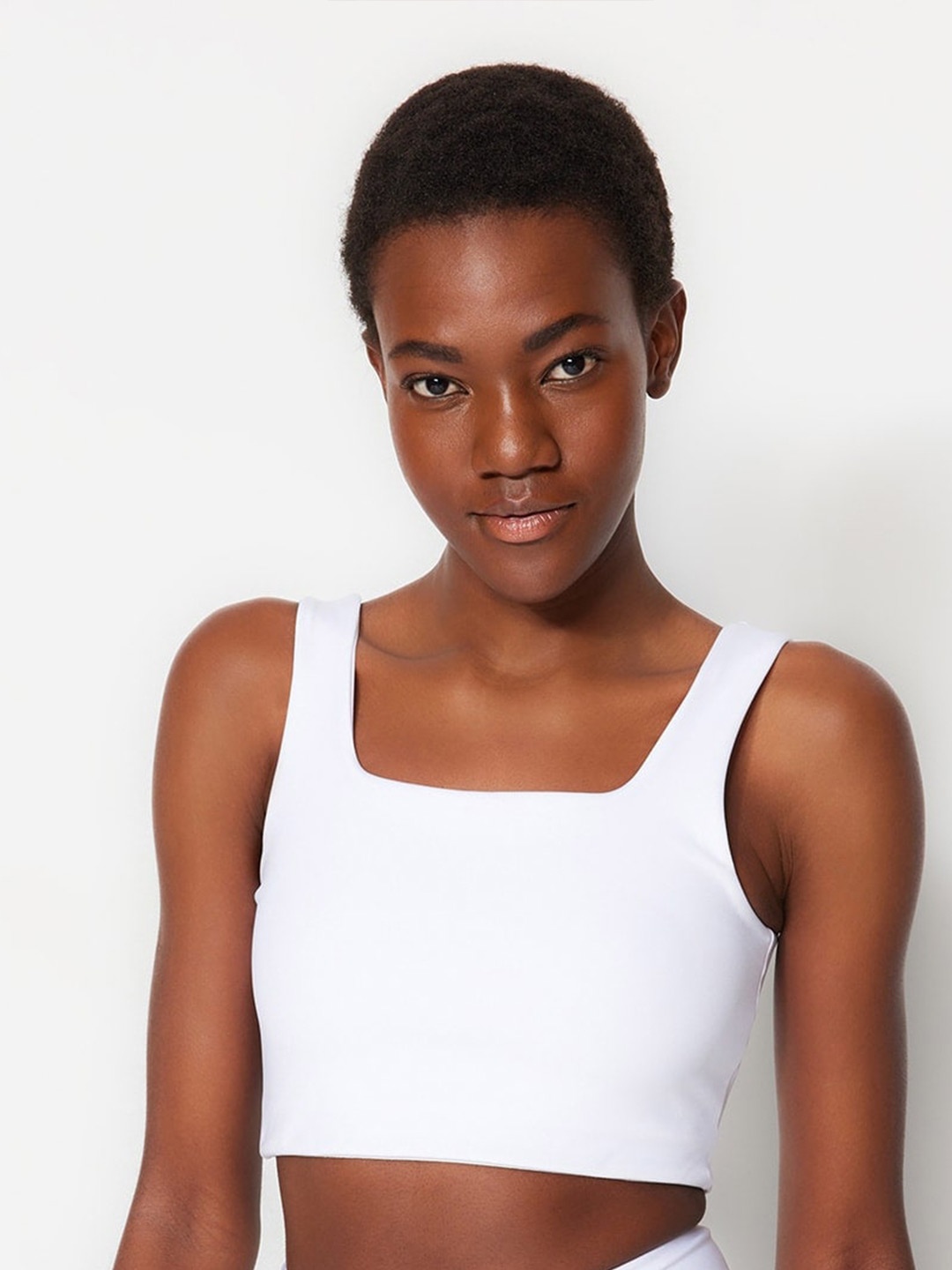 

Trendyol Full Coverage Lightly Padded Workout Bra- All Day Comfort, White