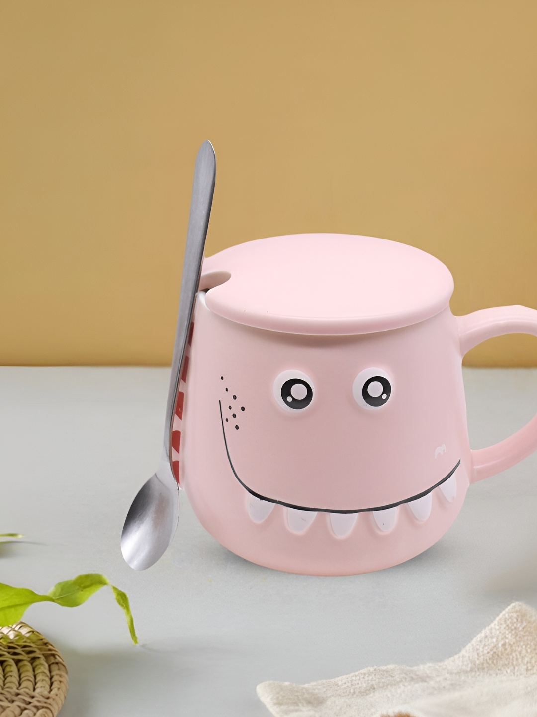 

Kookee Pink Printed Ceramic Coffee Mug With Lid & Spoon 450 ML