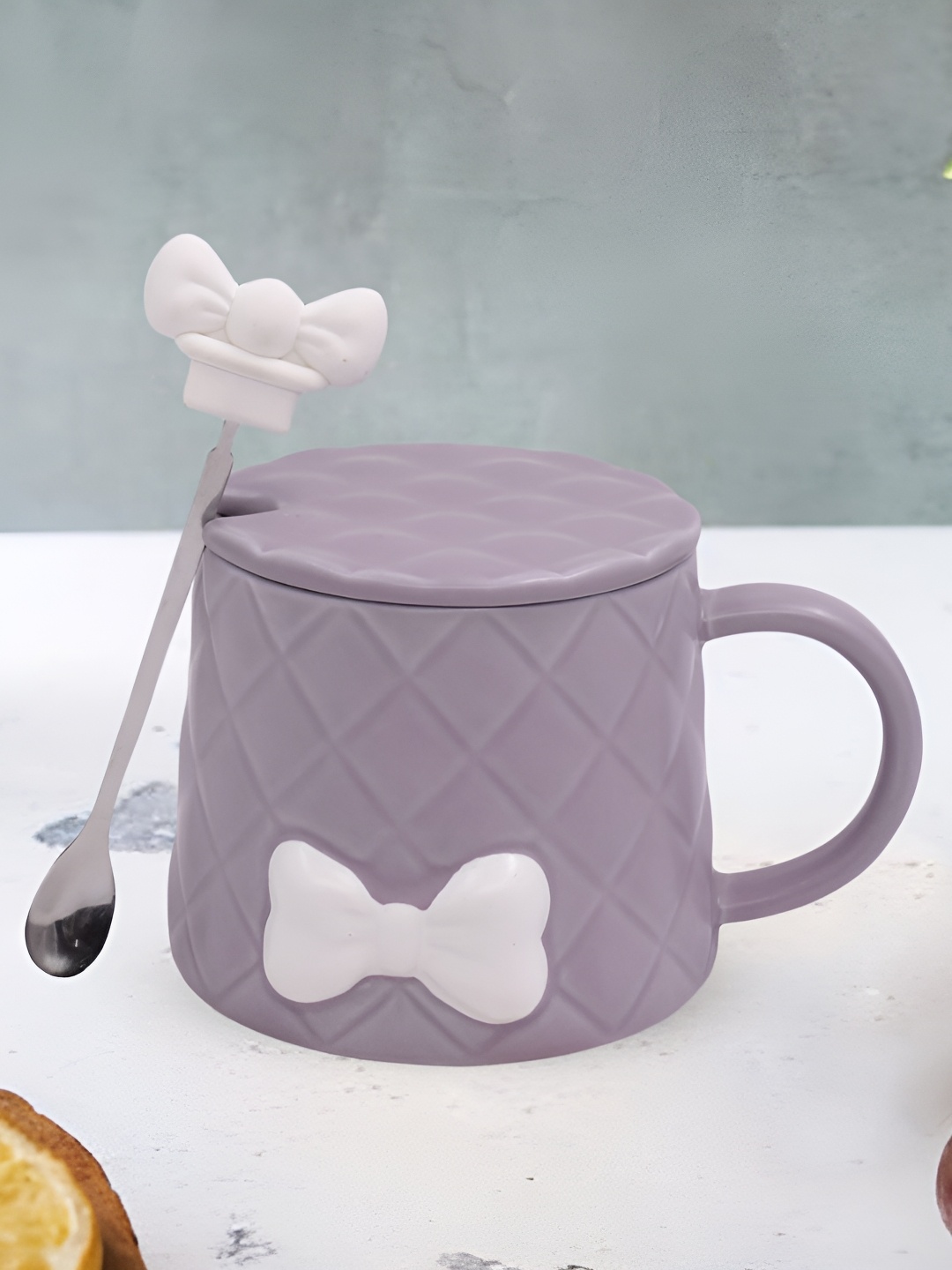 

Kookee Purple Textured Ceramic Glossy Mug With Lid & Handle & Spoon 325 ML