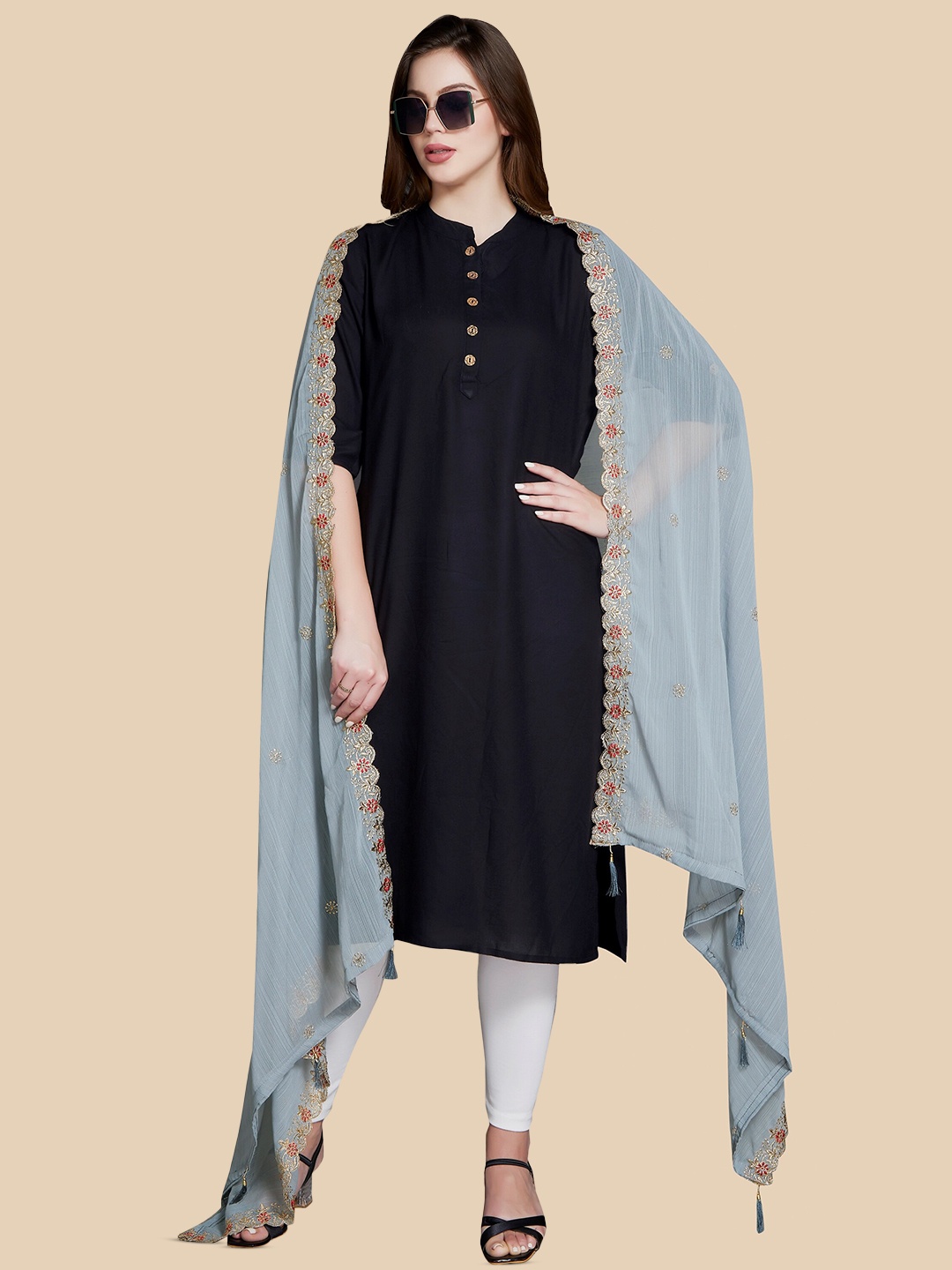 

Rani Saahiba Ethnic Motifs Embroidered Dupatta With Zari, Grey