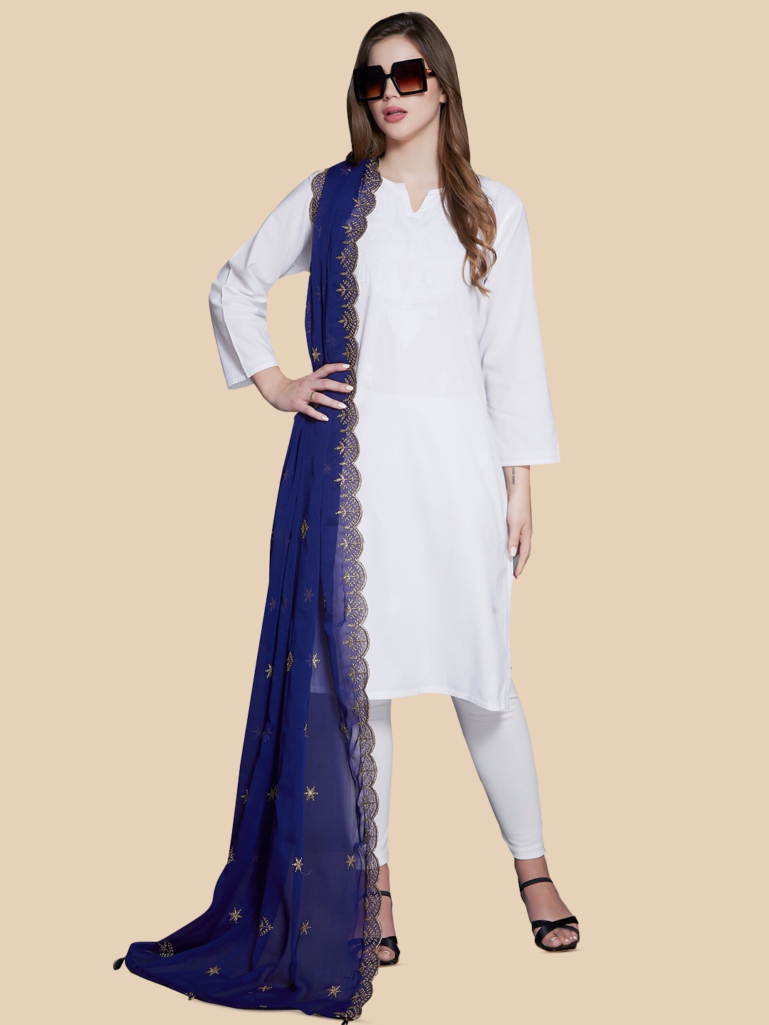 

Rani Saahiba Floral Embroidered Zari Dupatta, Blue