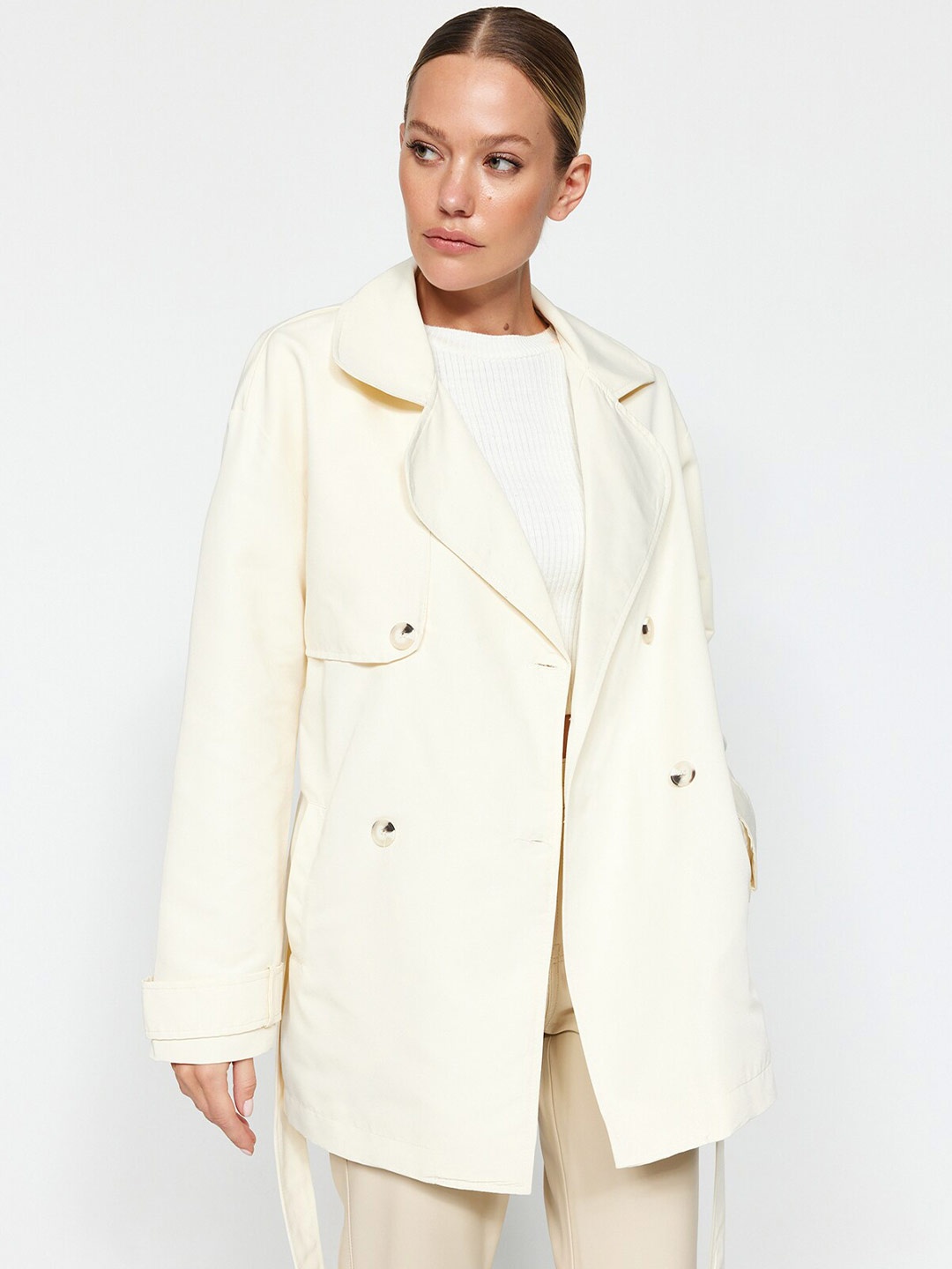 

Trendyol Notched Lapel Collar Double-Breasted Overcoat, Off white