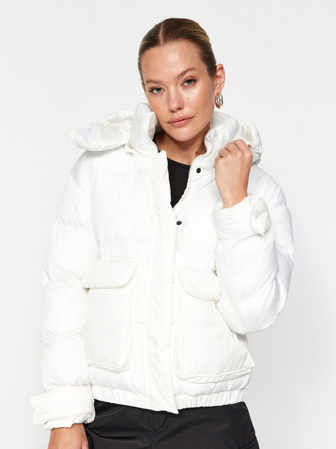 

Trendyol Hooded Puffer Jacket, White