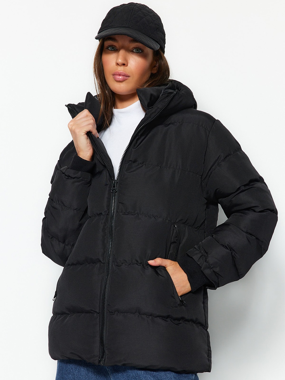 

Trendyol Hooded Puffer Jacket, Black