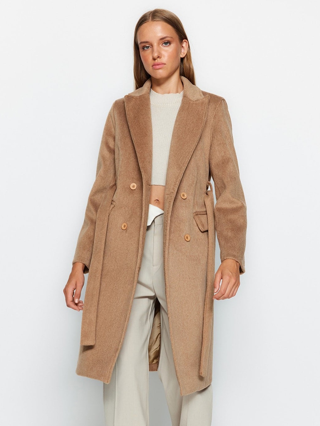 

Trendyol Notched Lapel Collar Single-Breasted Overcoat, Camel brown