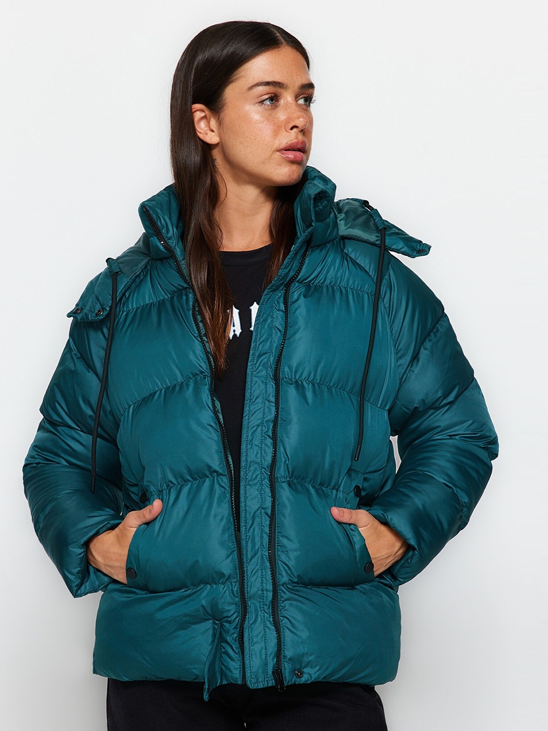 

Trendyol Hooded Long Sleeves Puffer Jacket, Blue