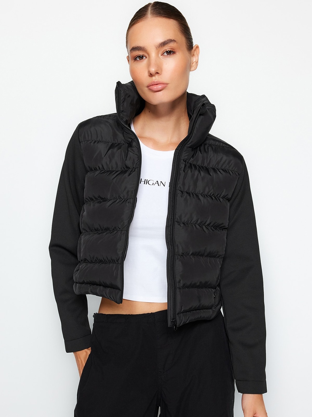 

Trendyol Mock Collar Long Sleeves Zip Detail Puffer Jacket, Black