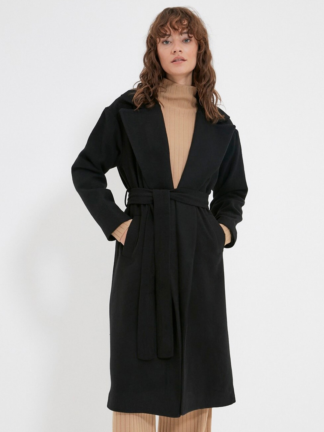 

Trendyol Notched Lapel Collar Overcoat, Black