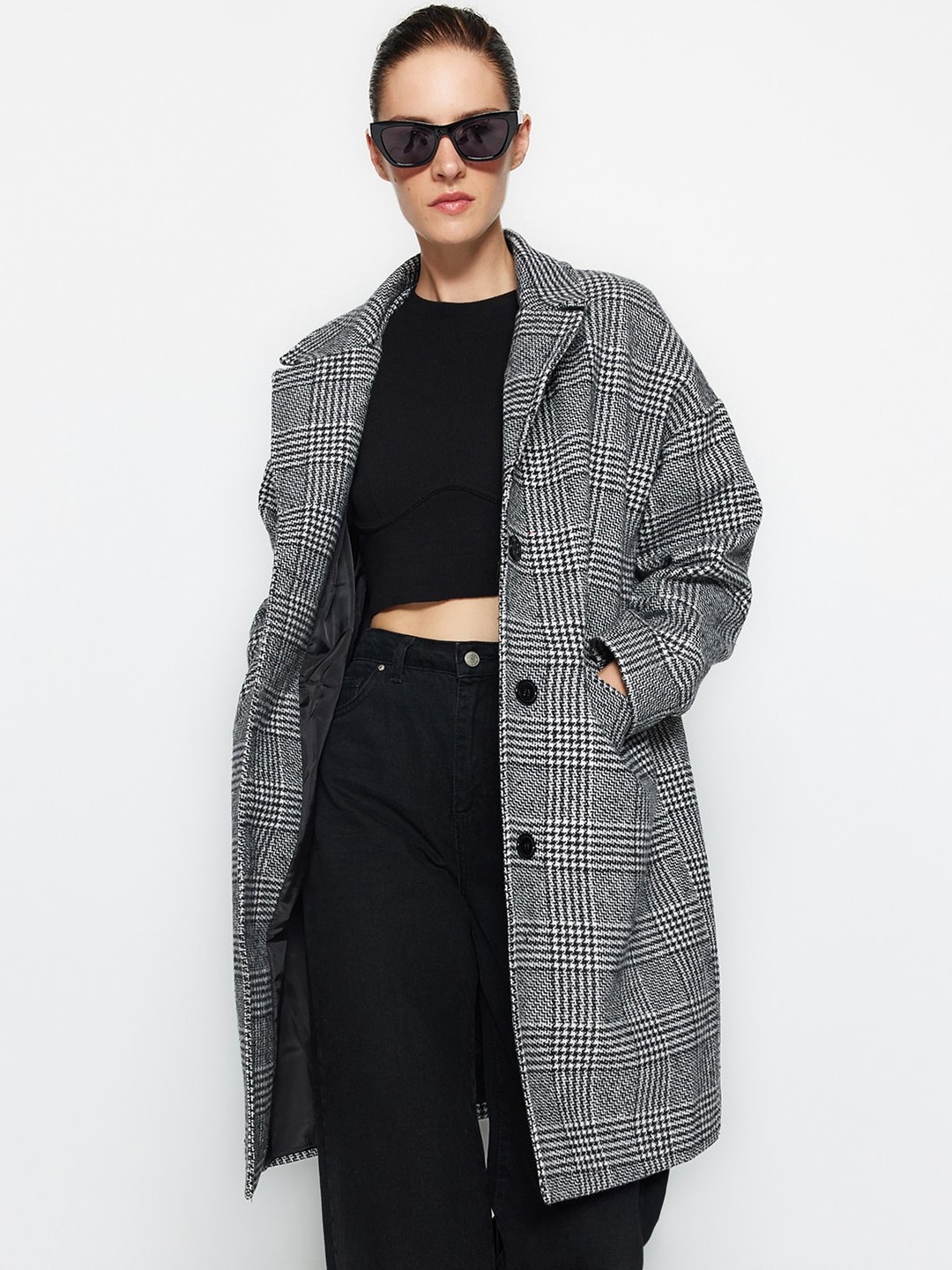 

Trendyol Checked Notched Lapel Collar Overcoat, Black