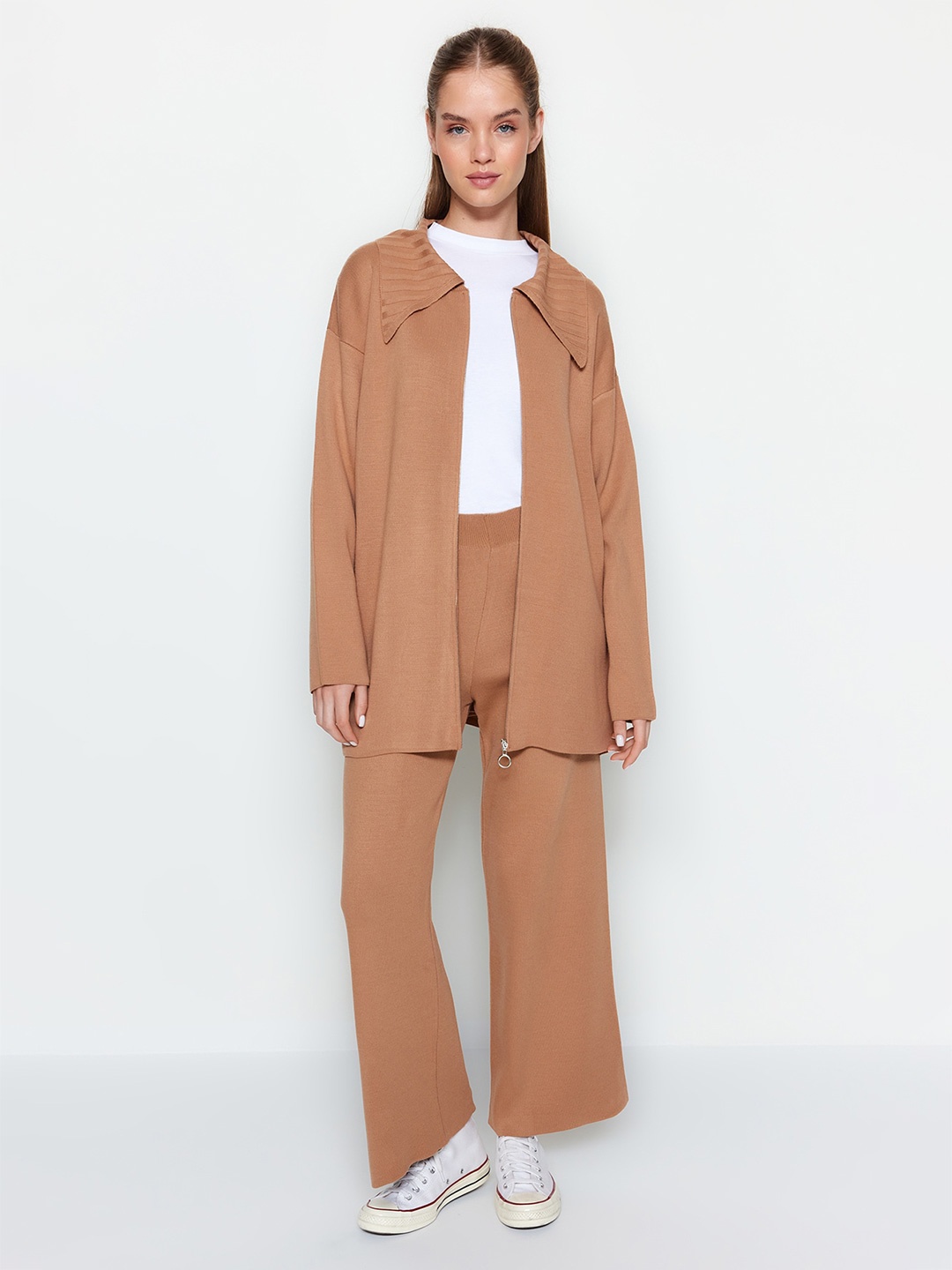

Trendyol Spread Collar Coat With Trouser Acrylic Co-Ords, Brown