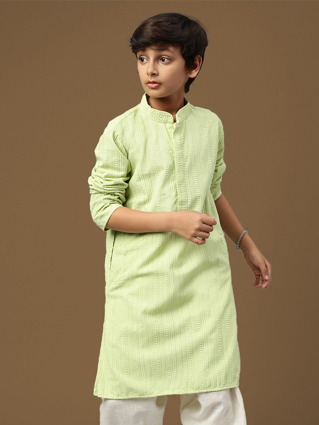 

Sanwara Boys Embroidered Chikankari Ethnic Kurta, Green