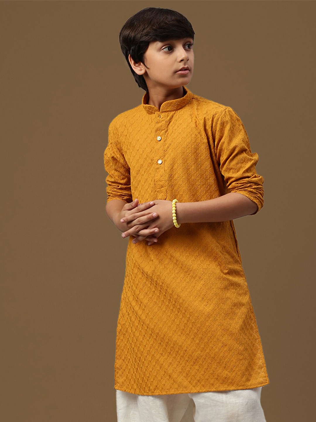 

Sanwara Boys Mandarin collar Long Sleeves Thread Work Pastels Cotton Kurta, Yellow