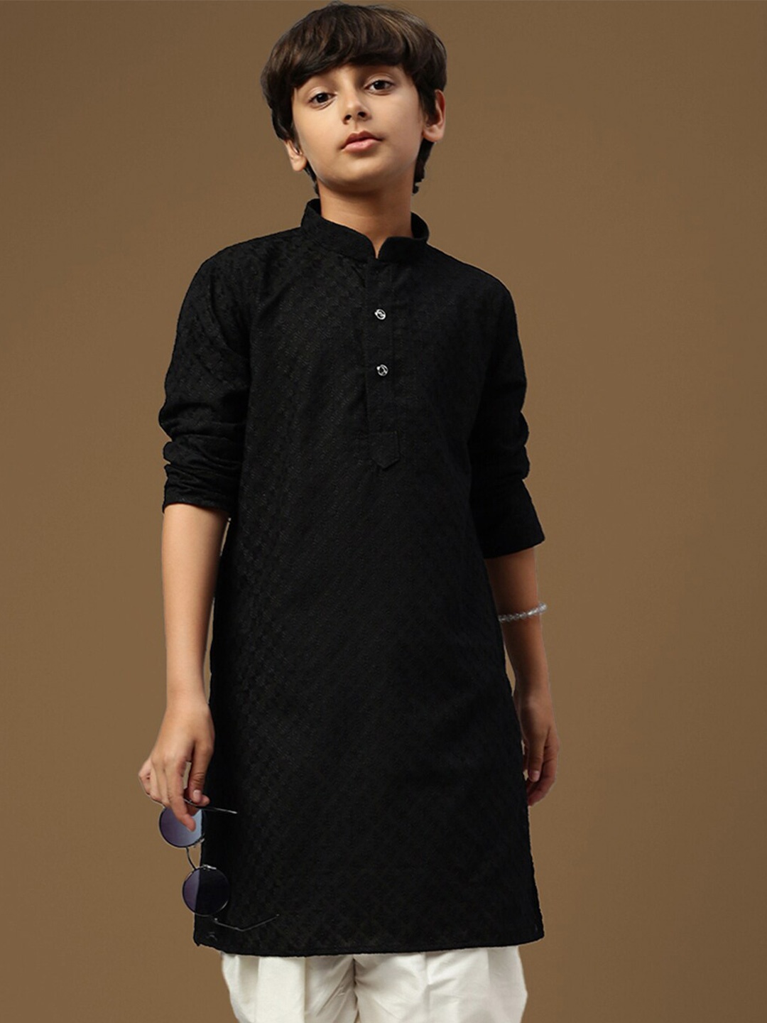 

Sanwara Boys Chikankari Thread Work Pastels Straight Kurta, Black