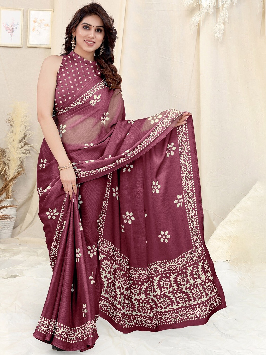 

Civamee Floral Printed Bandhani Saree, Maroon