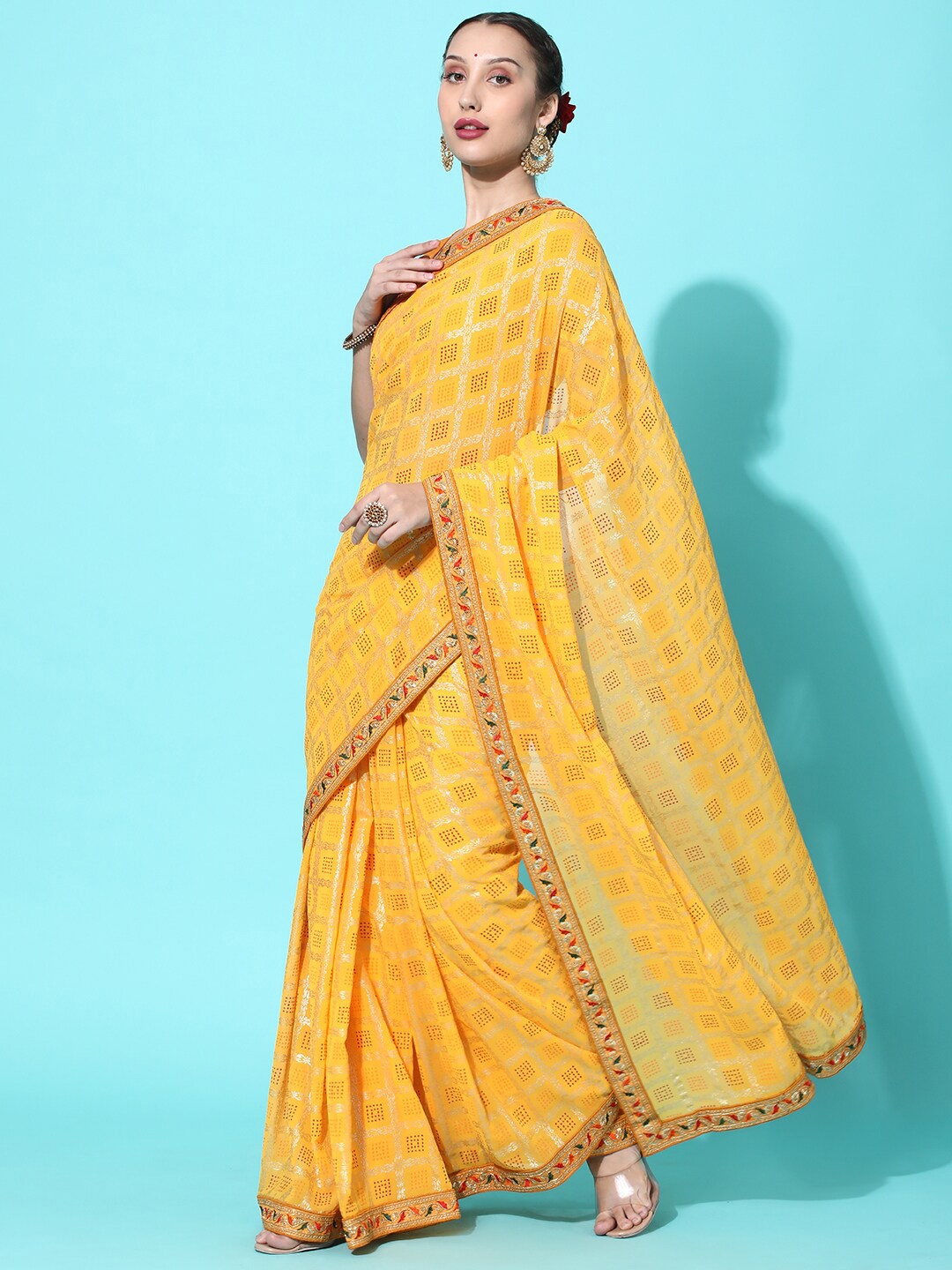 

KAVINDI Bandhani Printed Embroidered Pure Georgette Bandhani Saree, Yellow