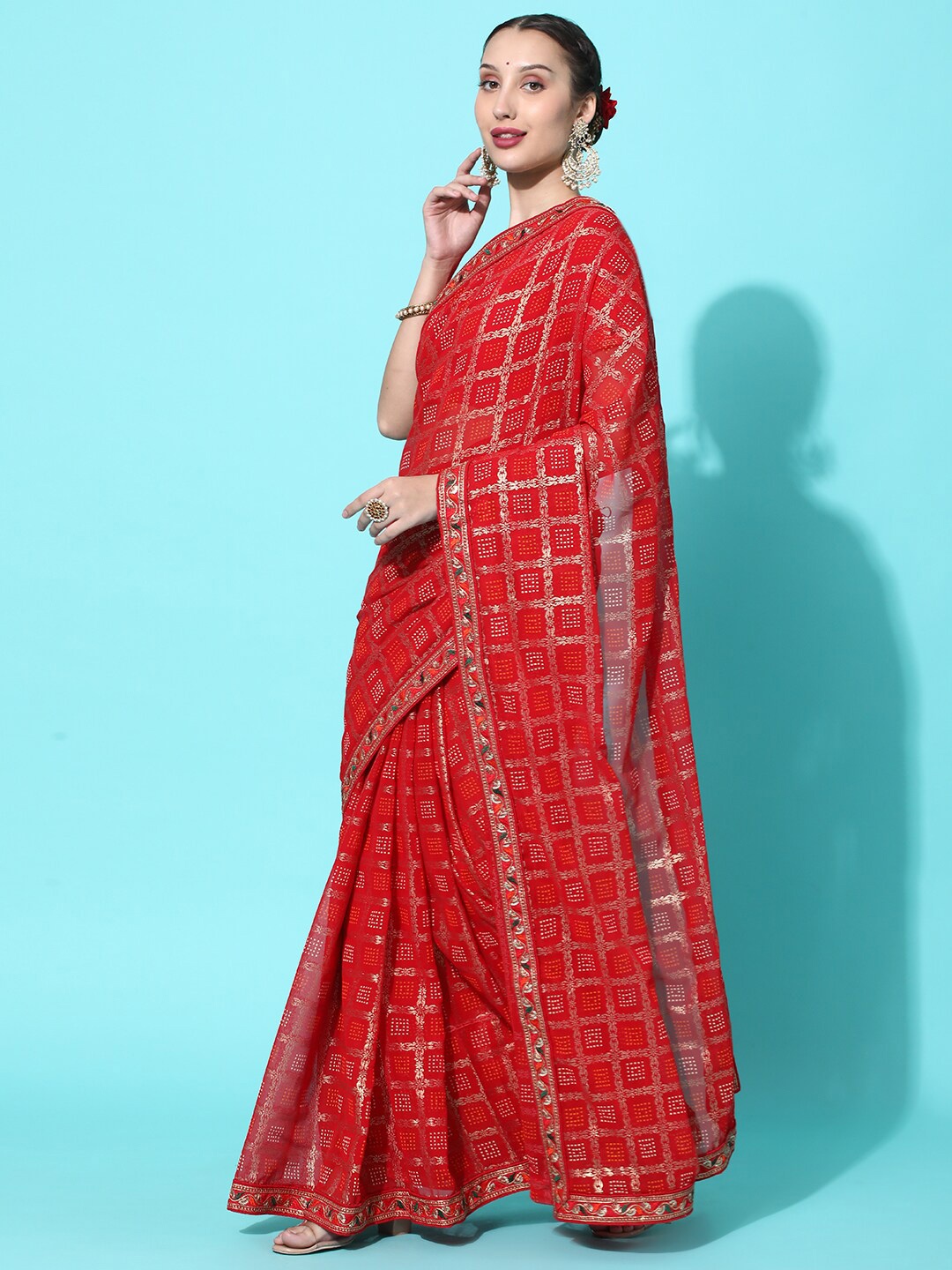 

KAVINDI Bandhani Printed Embroidered Pure Georgette Bandhani Saree, Red
