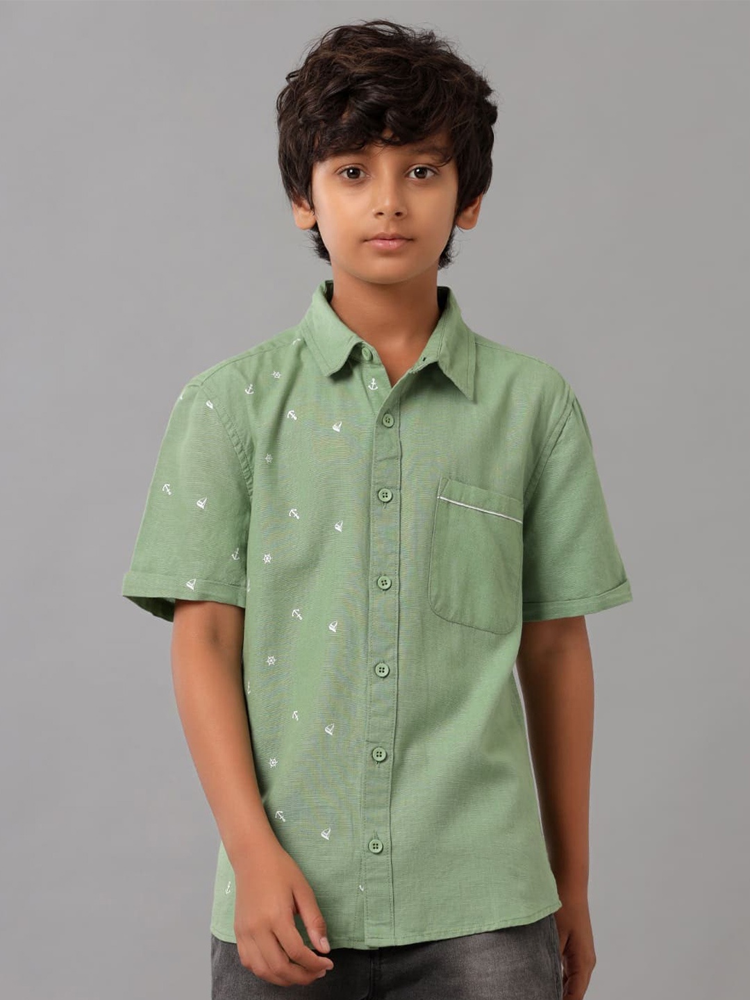 

UNDER FOURTEEN ONLY Boys Abstract Printed Opaque Cotton Casual Shirt, Green