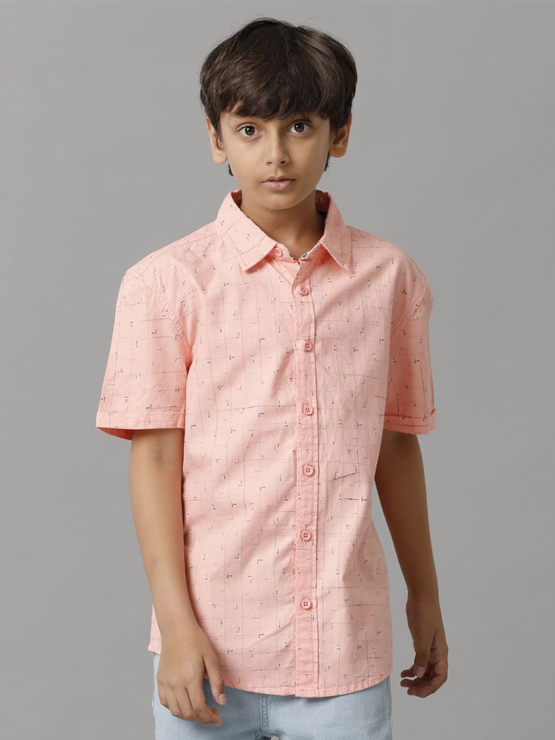 

UNDER FOURTEEN ONLY Boys Textured Opaque Cotton Casual Shirt, Peach
