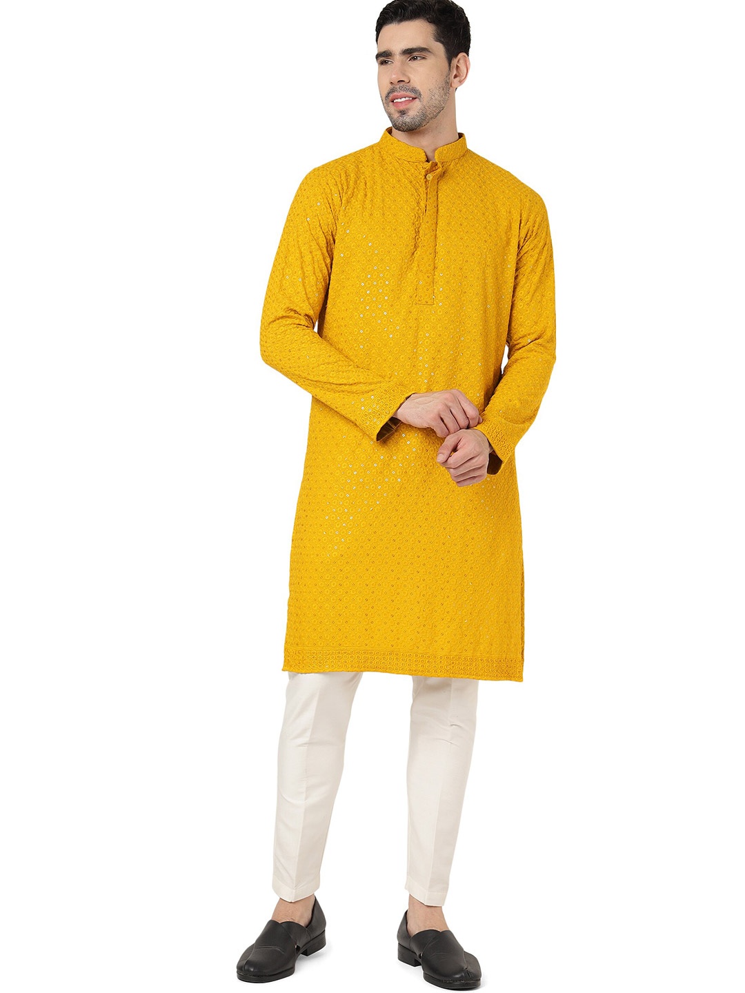 

Shiv Leela Geometric Thread Work Sequined Kurta, Yellow