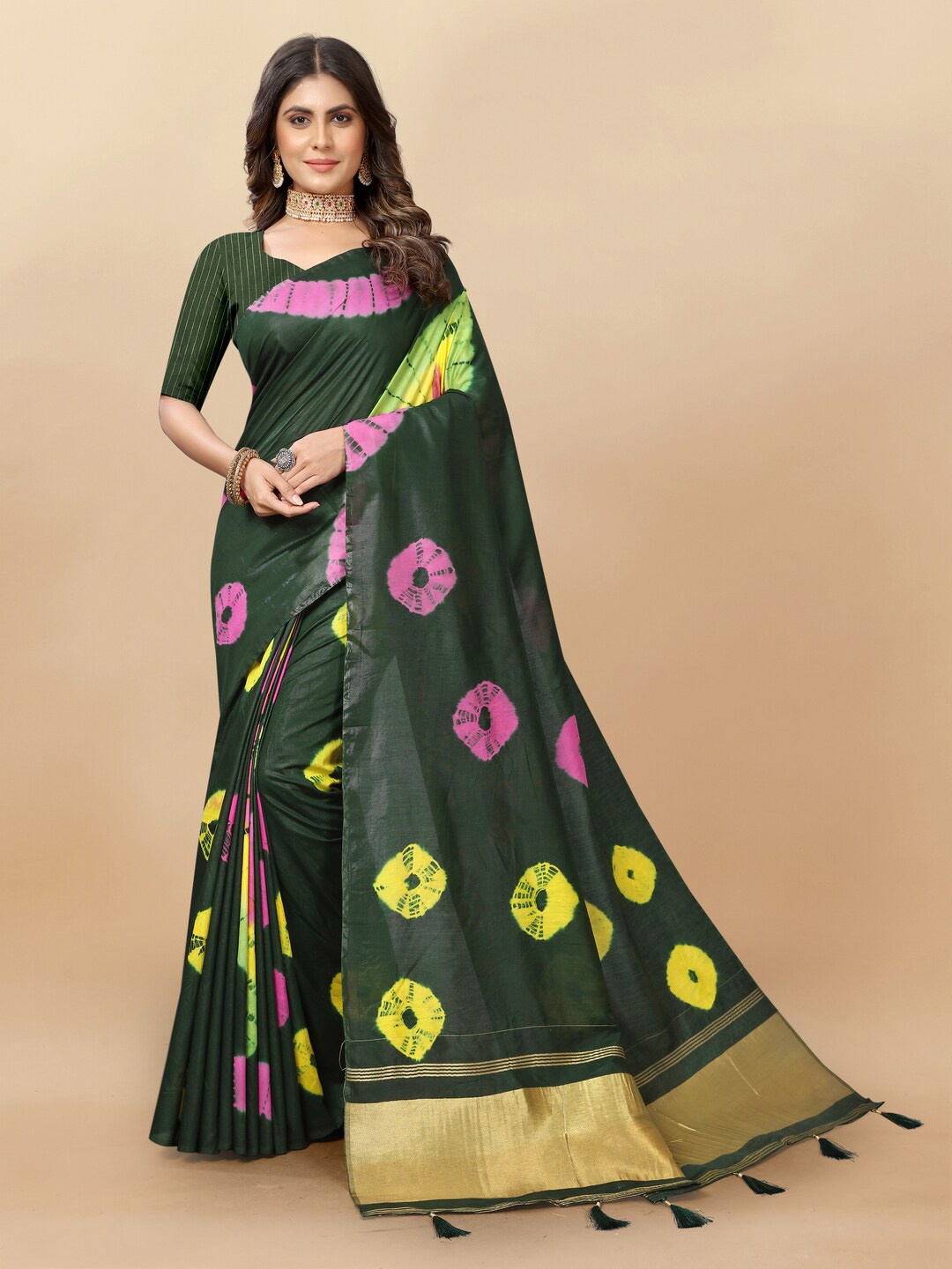 

Inithi Bandhani Printed Silk Cotton Bandhani Saree, Green