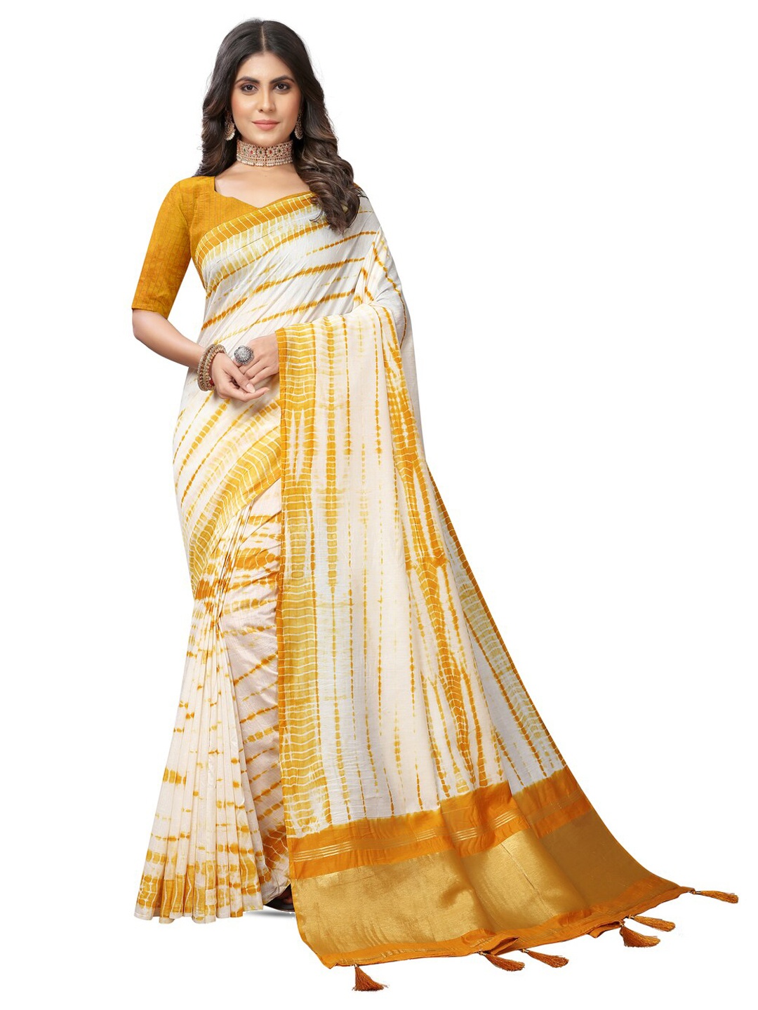 

Inithi Tie and Dye Dyed Bandhani Saree, Yellow