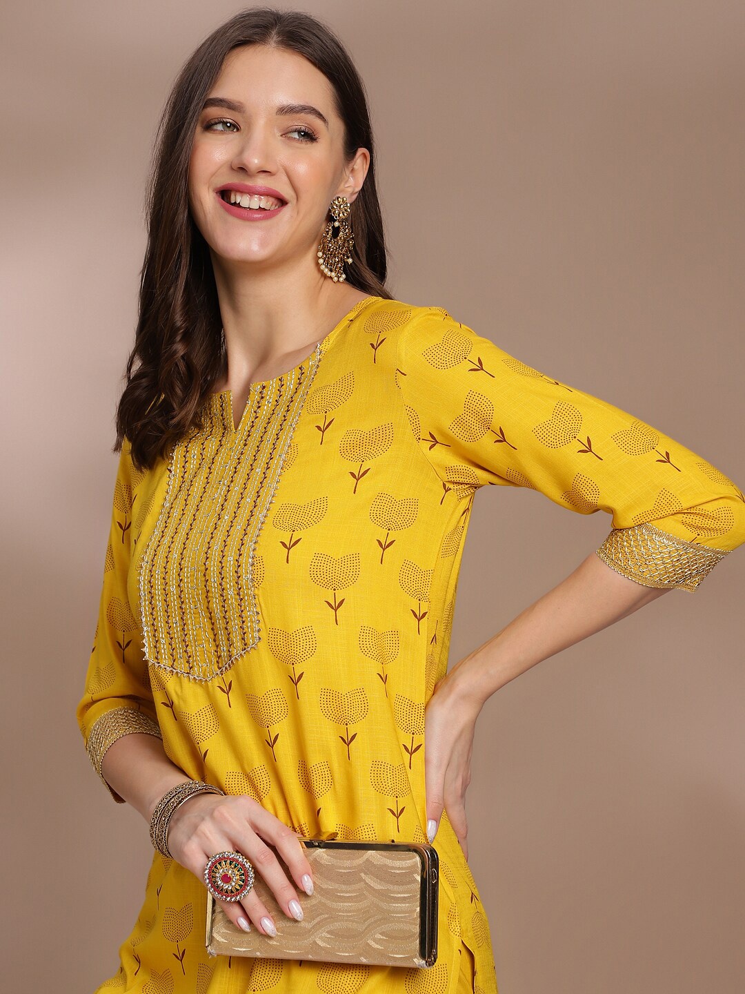 

Anouk Floral Embroidered Round Neck Three-Quarter Sleeves Kurta with Trousers, Yellow