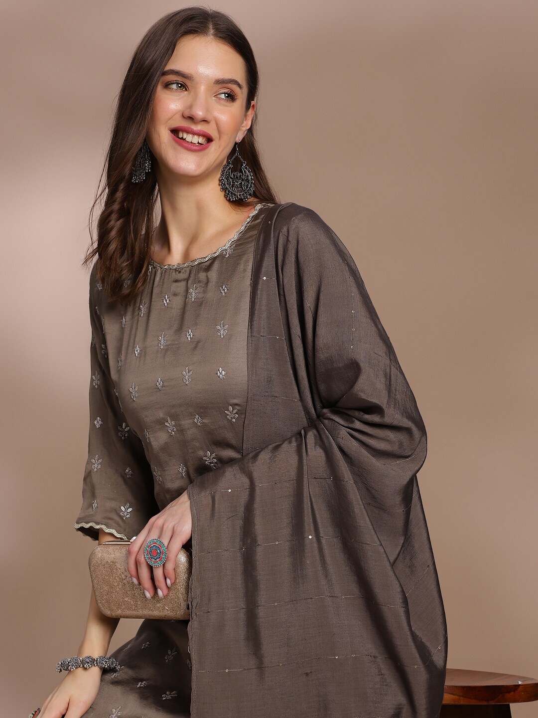 

Anouk Floral Embroidered Pure Silk Straight Kurta With Trousers & Dupatta, Charcoal