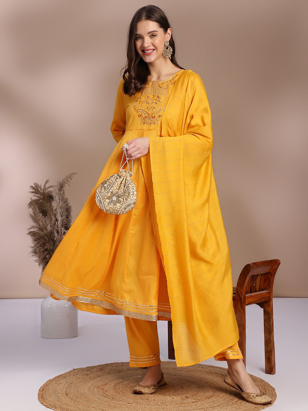 

Anouk Floral Embroidered Anarkali Kurta With Trousers & Dupatta, Yellow