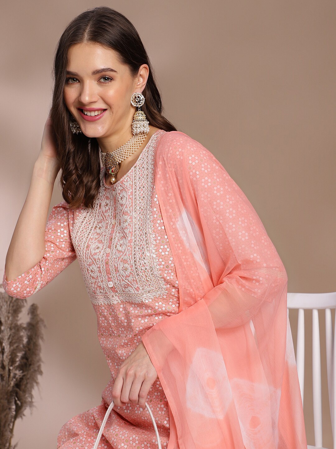 

Anouk Ethnic Motifs Embroidered Thread Work Pure Cotton Kurta Set, Pink