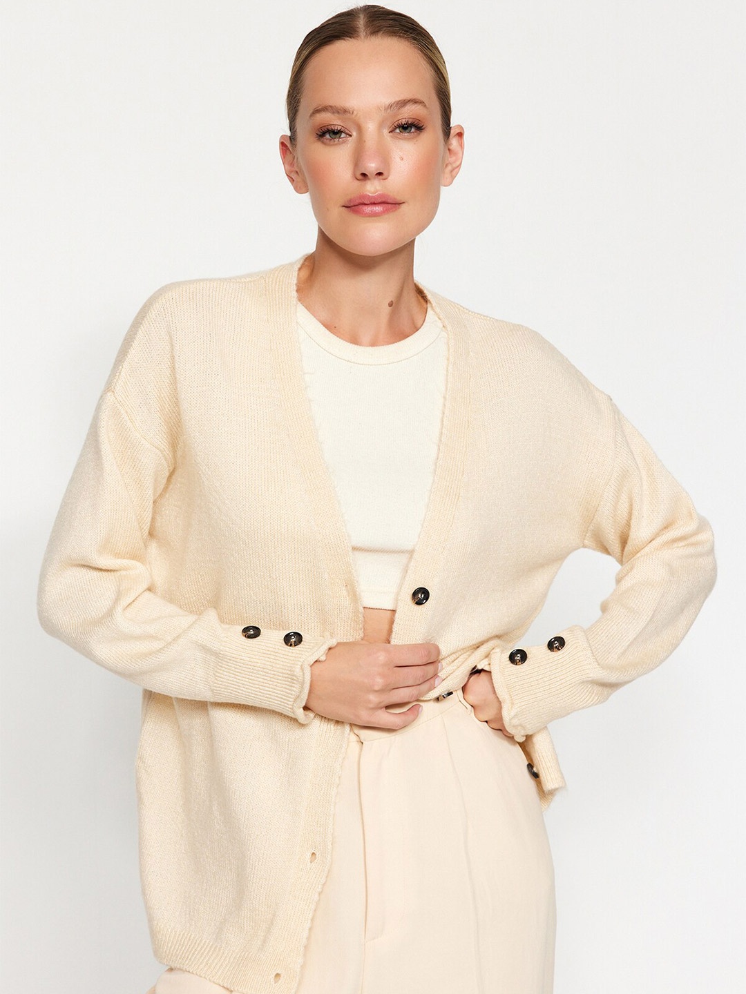 

Trendyol V Neck Long Sleeves Ribbed Cardigan Sweater, Cream