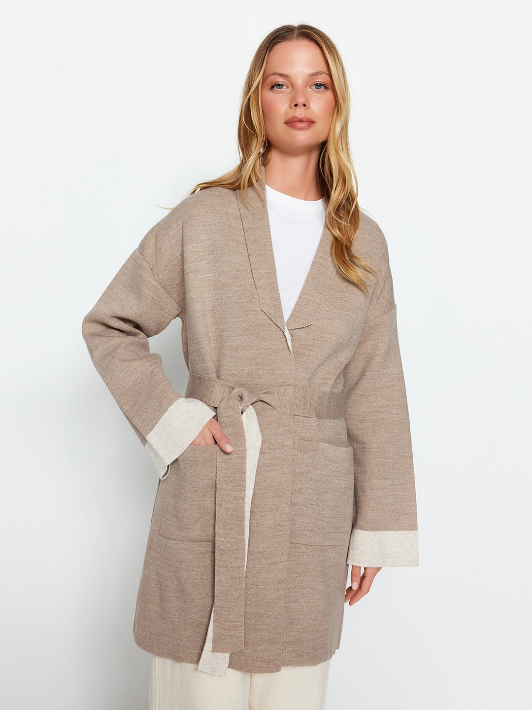 

Trendyol Shawl Collar Long Sleeves Longline with Belted Detail Sweater, Taupe