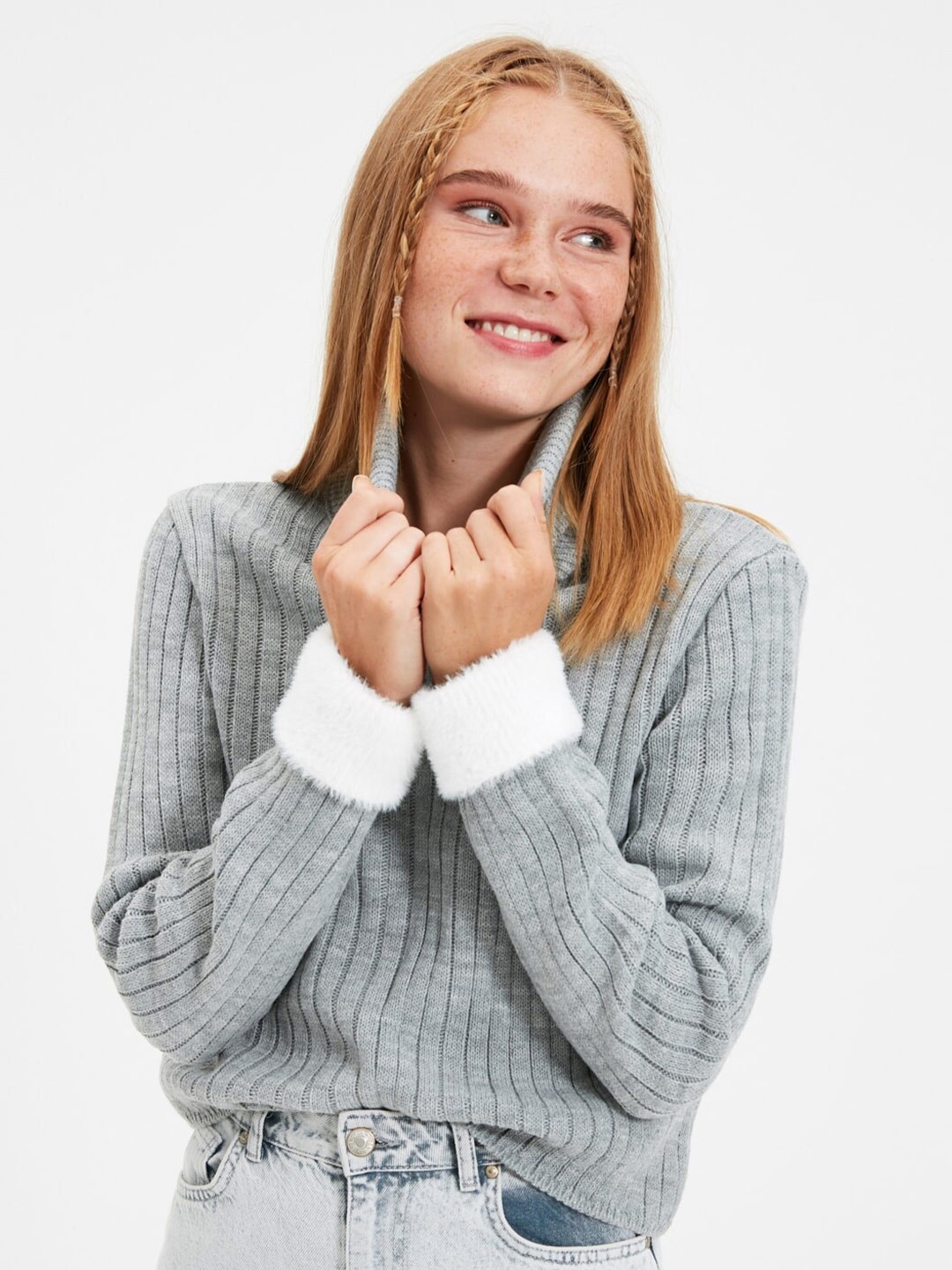 

Trendyol Turtle Neck Long Sleeves Striped Pullover Sweater, Grey