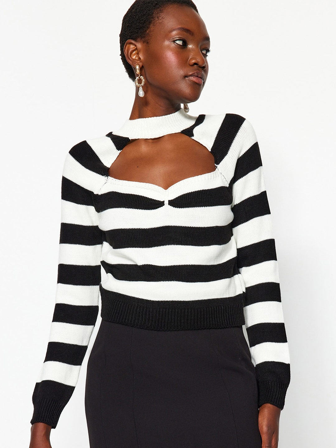 

Trendyol Striped Pullover Sweater, White