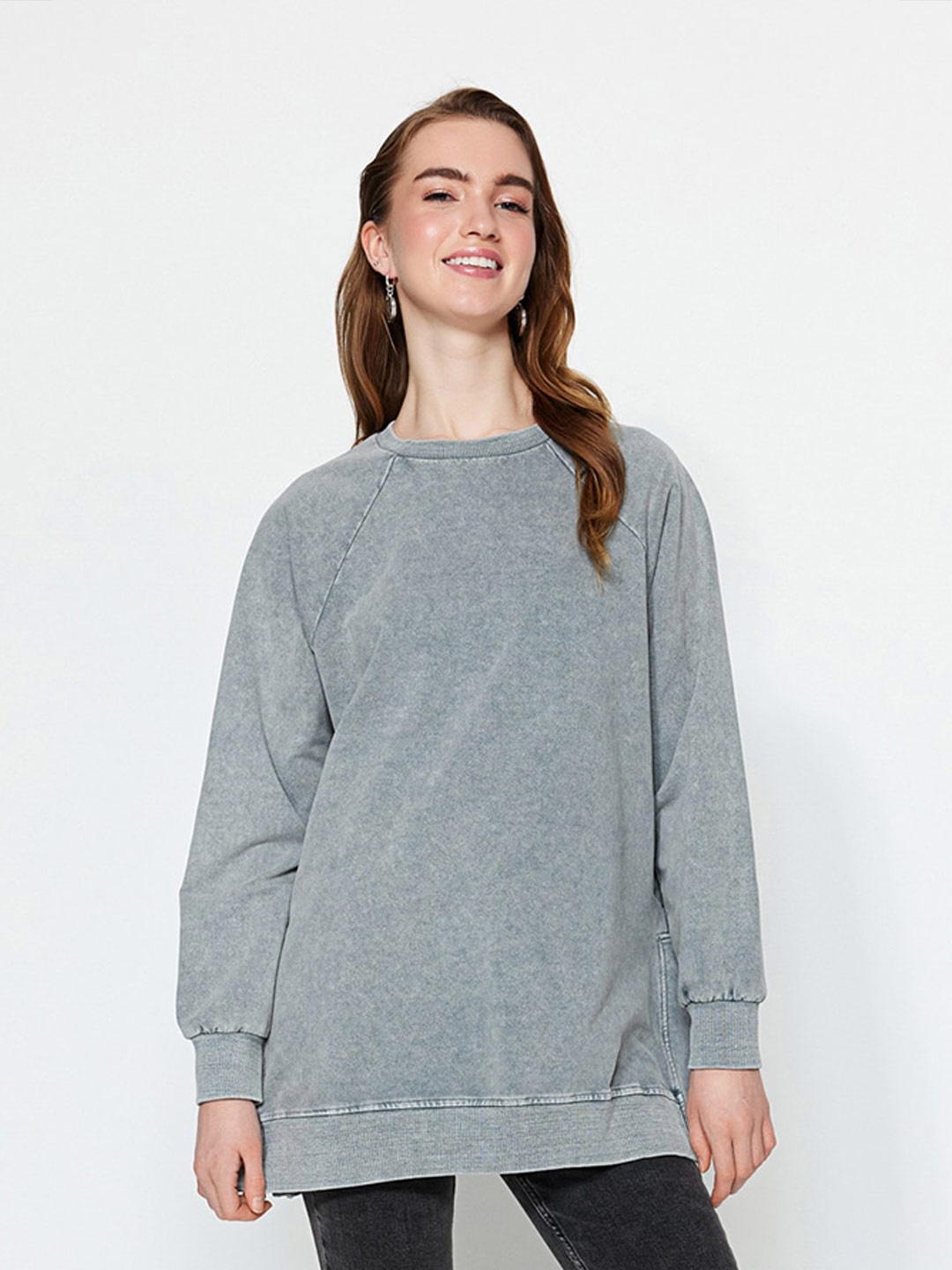 

Trendyol Round Neck Raglan Sleeves Longline Pullover Sweatshirt, Grey