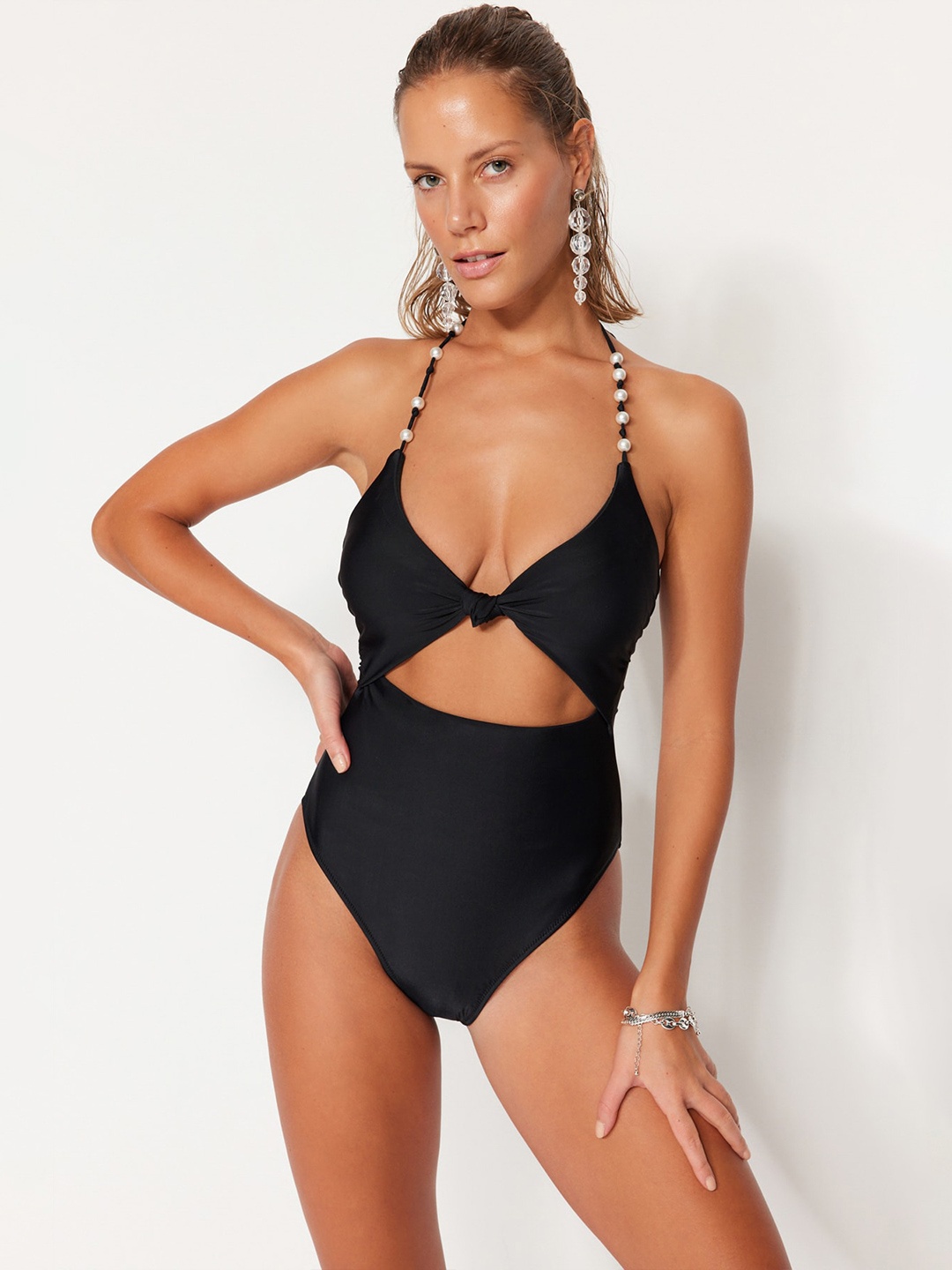 

Trendyol Halter Neck Bodysuit, Black