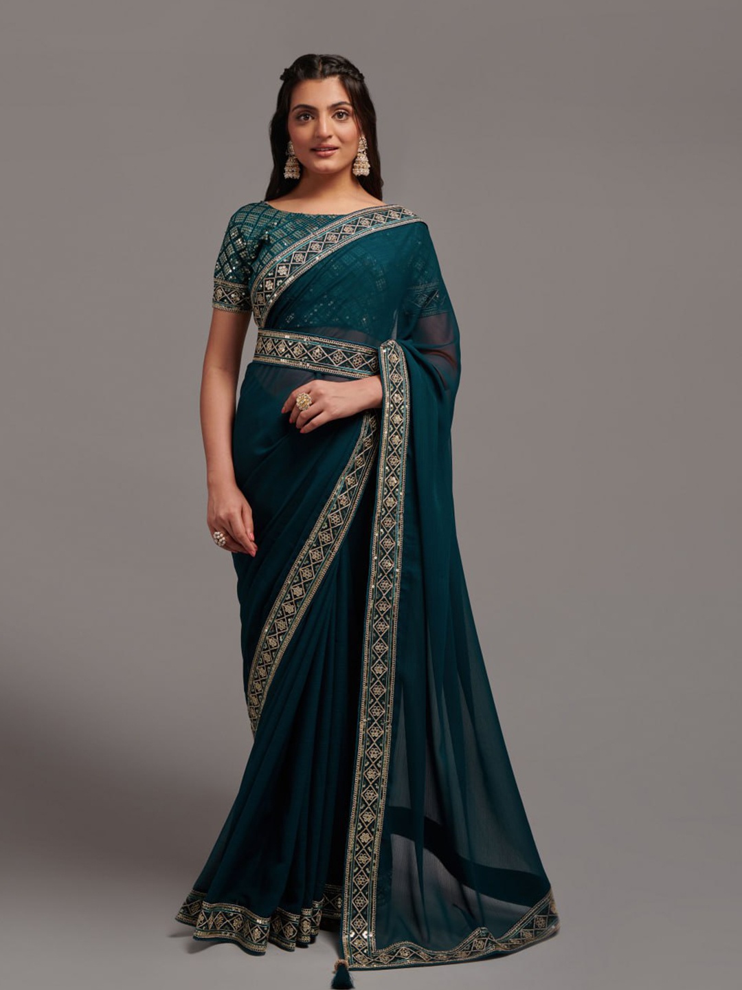 

AWRIYA Woven Design Sequinned Saree, Teal