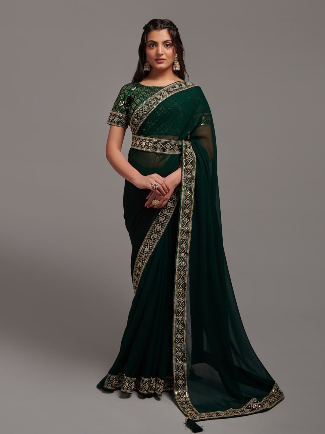 

AWRIYA Embellished Sequinned Belted Sarees, Green