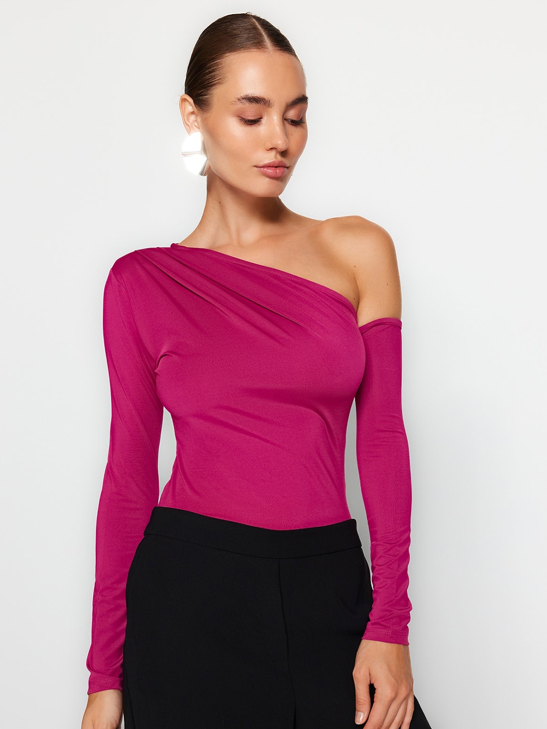 

Trendyol One Shoulder Long Sleeves Top, Na