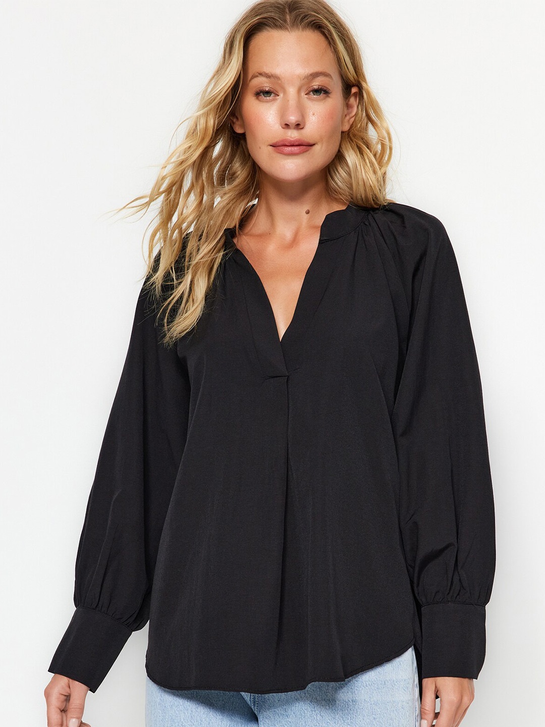 

Trendyol Mandarin Collar Long Sleeves Cotton Top, Na