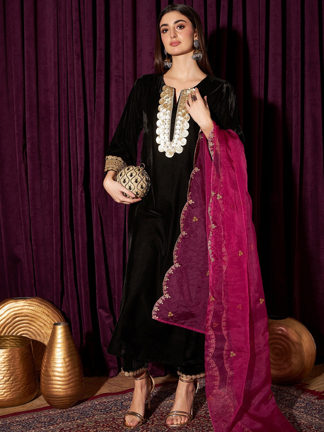 indo street Floral Embroidered Sequinned Velvet A-Line Kurta with Trousers, Black