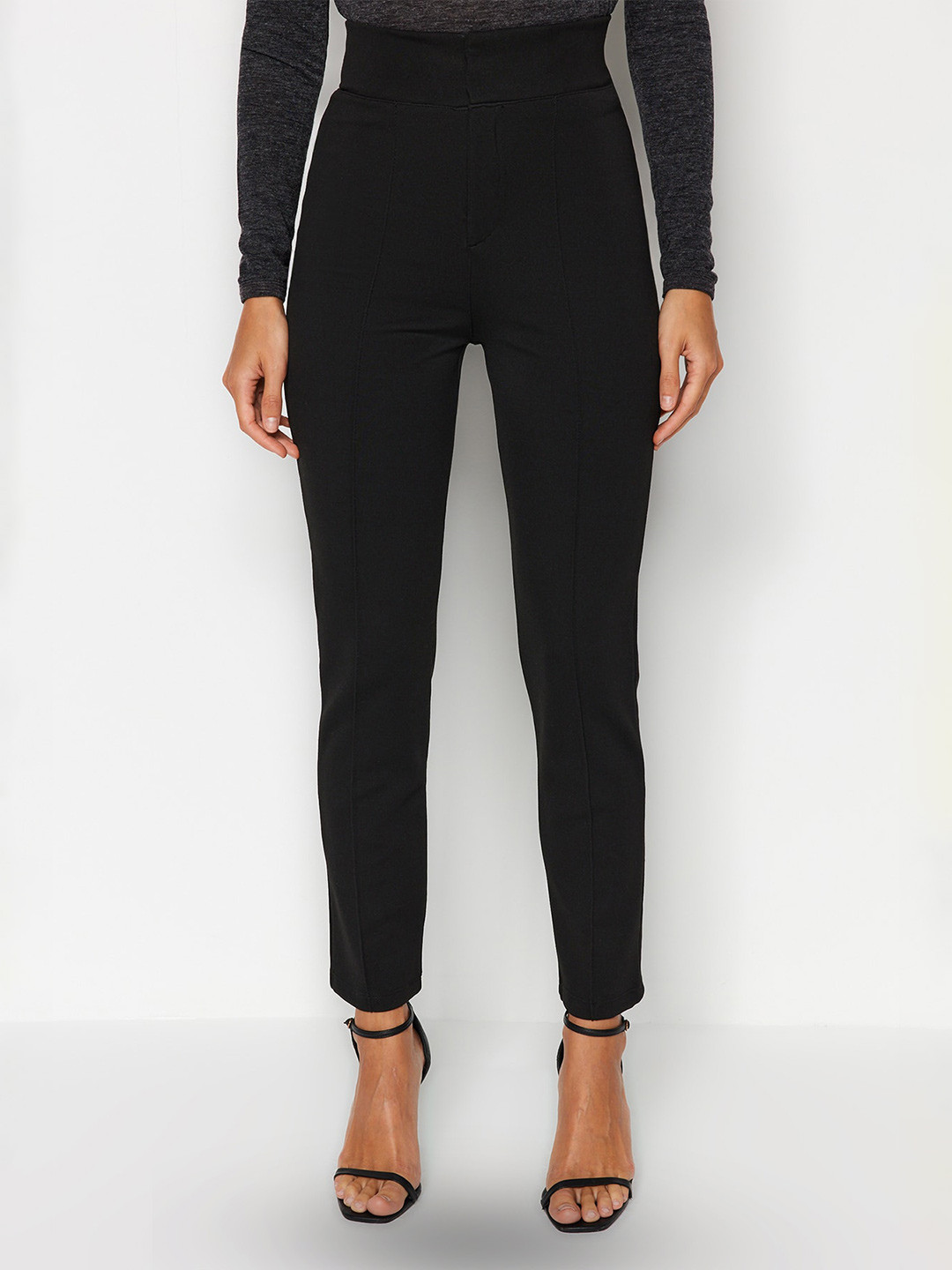 

Trendyol Women Mid-Rise Flat Front Trousers, Black