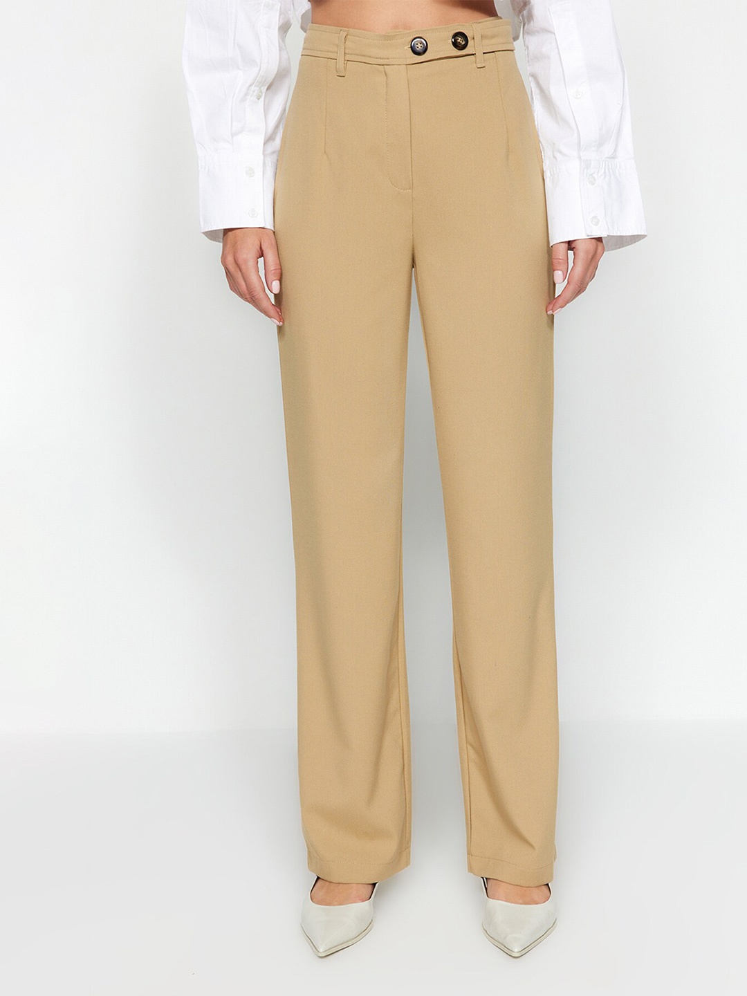 

Trendyol Women Mid-Rise Parallel Trousers, Beige