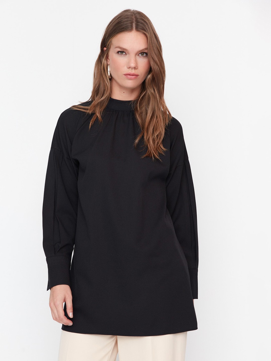 

Trendyol High Neck Tunic, Black